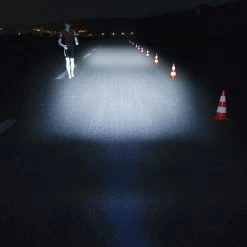 SIGMA Set éclairages Éclairage Avant Aura 60 / Éclairage Arrière Nugget II 14 SIGMA Set éclairages Éclairage Avant Aura 60 / Éclairage Arrière Nugget II -Pas Cher Vélo Magasin 6E99818F3768ABE2455DE3D66F2F3E32