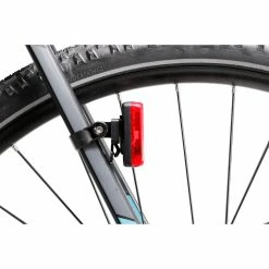 Litecco G-Ray.2 éclairage Arrière à Batterie Avec Fonction Feu De Stop -Pas Cher Vélo Magasin 73E2B12DD40BA9C898EEC481493BA812