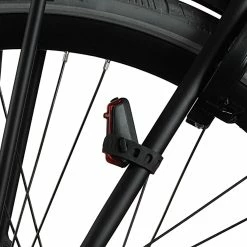 AXA DWN REAR SIGNAL éclairage Arrière à Batterie Avec Feu De Stop -Pas Cher Vélo Magasin DBB9244018CB09BBAA1FA30ED787880A